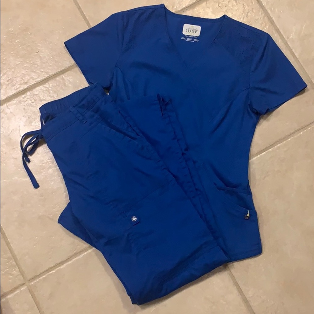 Cherokee Luxe Sport scrub set Royal blue